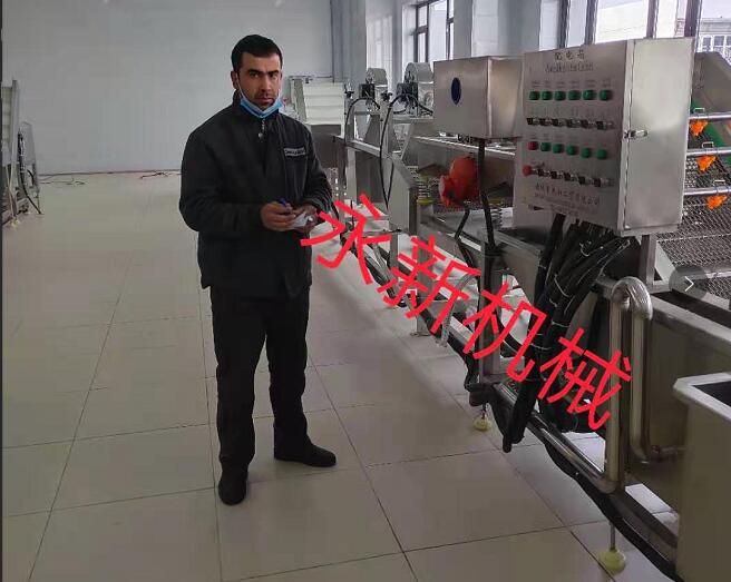 果蔬清洗風干加工線Cleaning and air drying processing line for fruits and vegetables